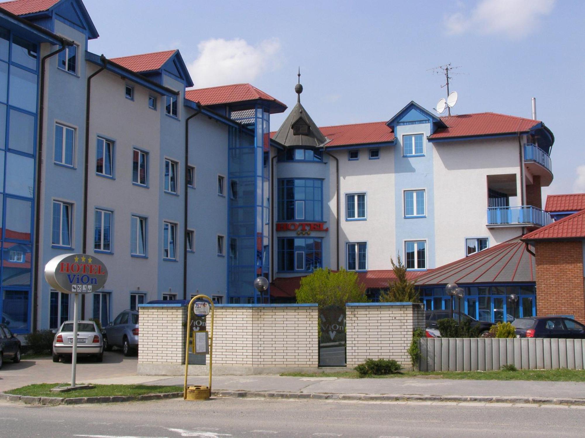 Hotel Vion Zlaté Moravce 외부 사진