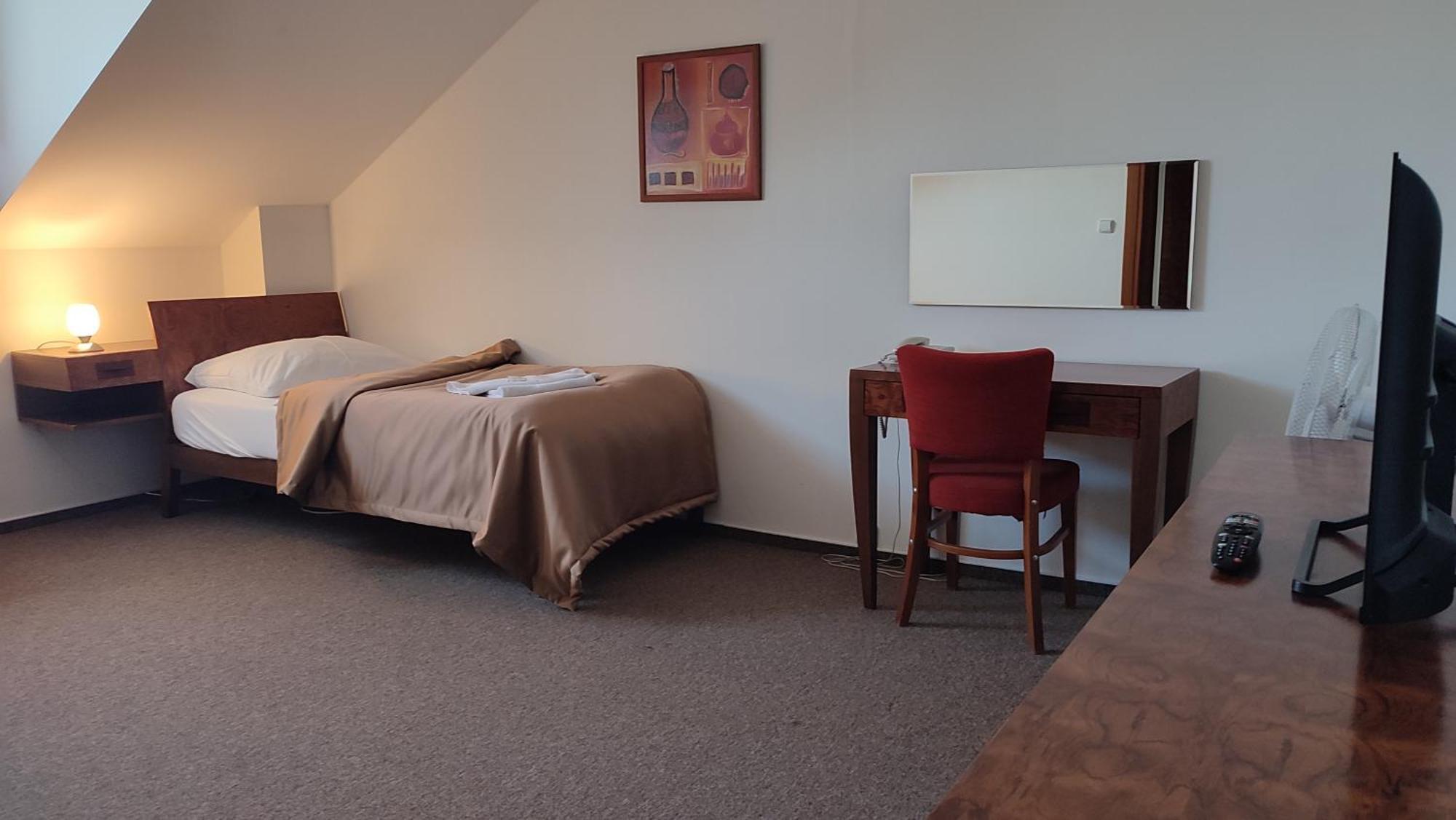 Hotel Vion Zlaté Moravce 외부 사진