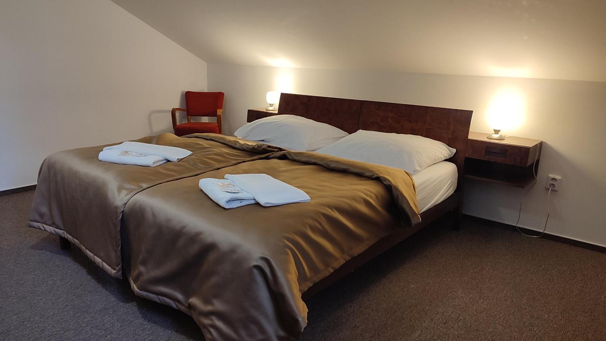 Hotel Vion Zlaté Moravce 외부 사진