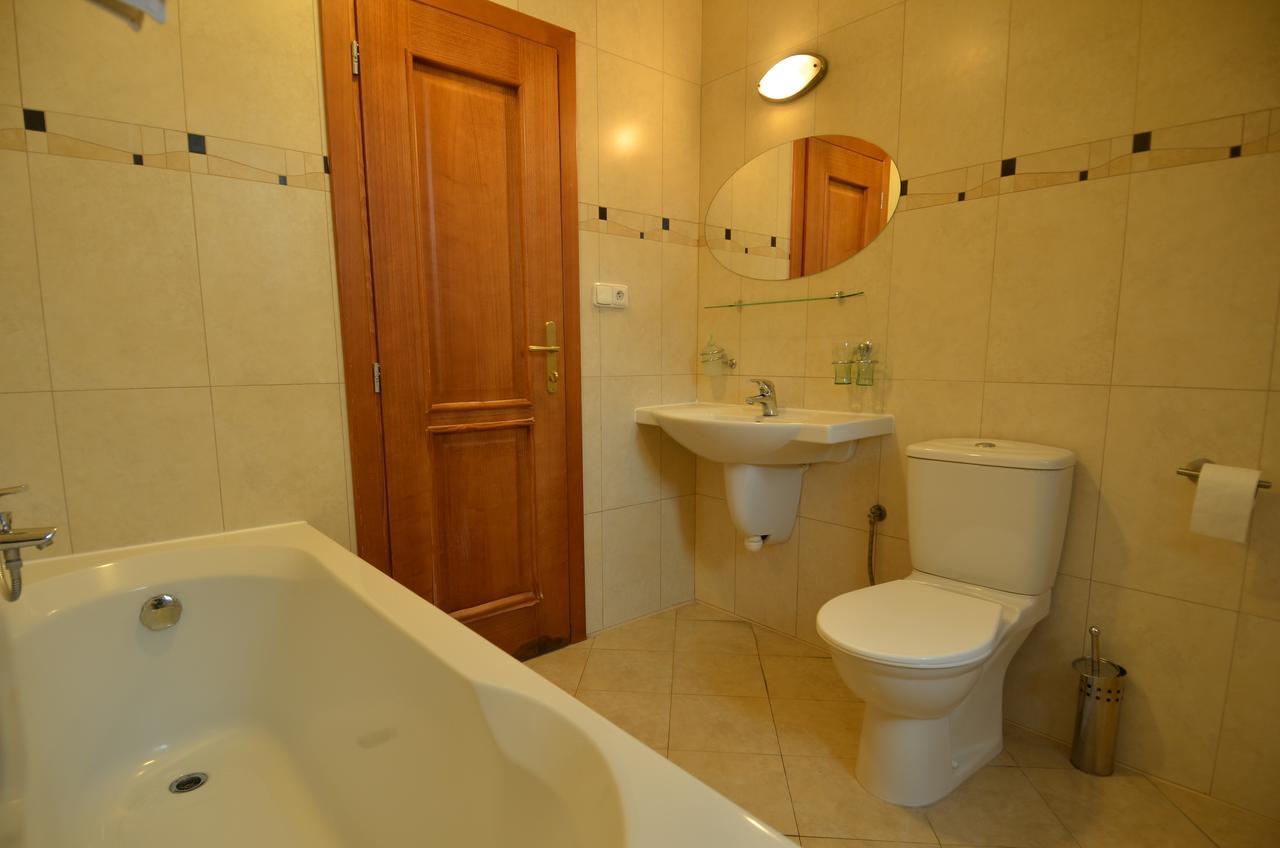 Hotel Vion Zlaté Moravce 외부 사진